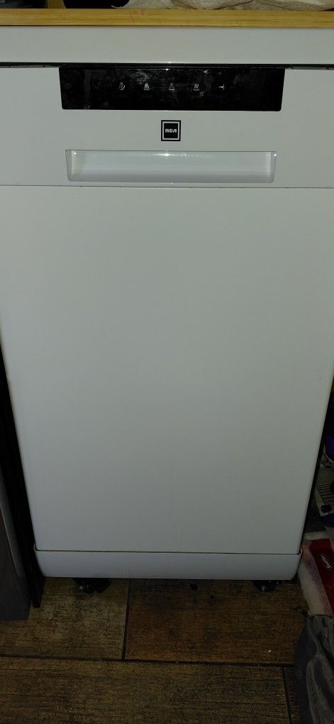 Portable RCA Dishwasher