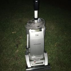 Kenmore commercial vacuum great condition only 75firm