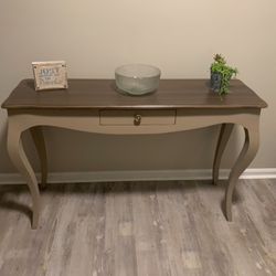 Foyer/ Console Table