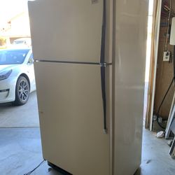 Whirlpool 17.2 Cu Ft Refrigerator
