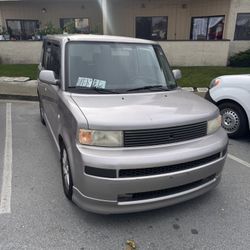 2005 Scion xB