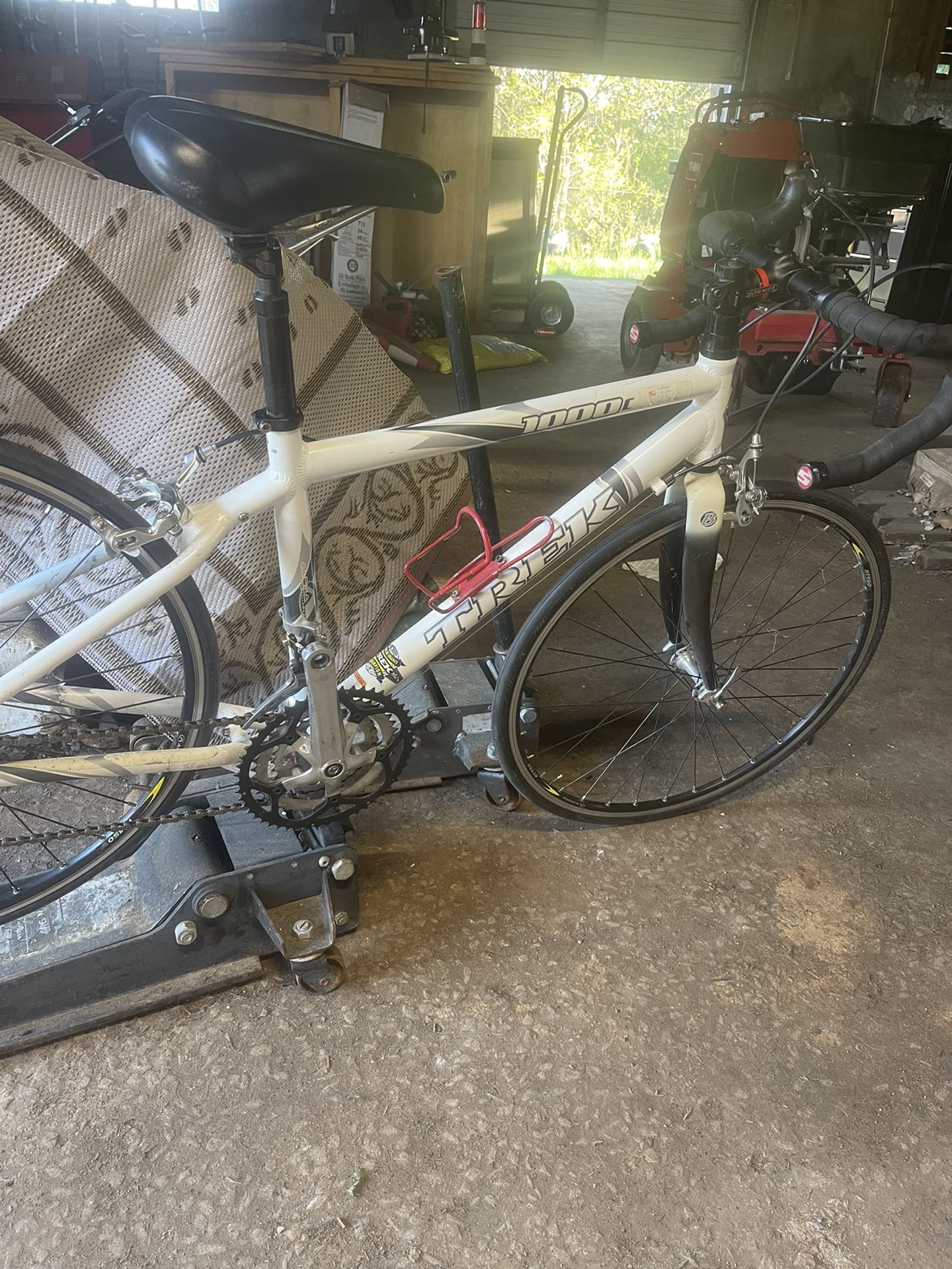 TREK 1000c