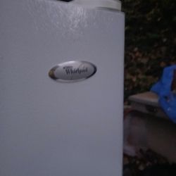Whirlpool Refrigerator 