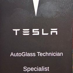 Tesla AutoGlass Specialist