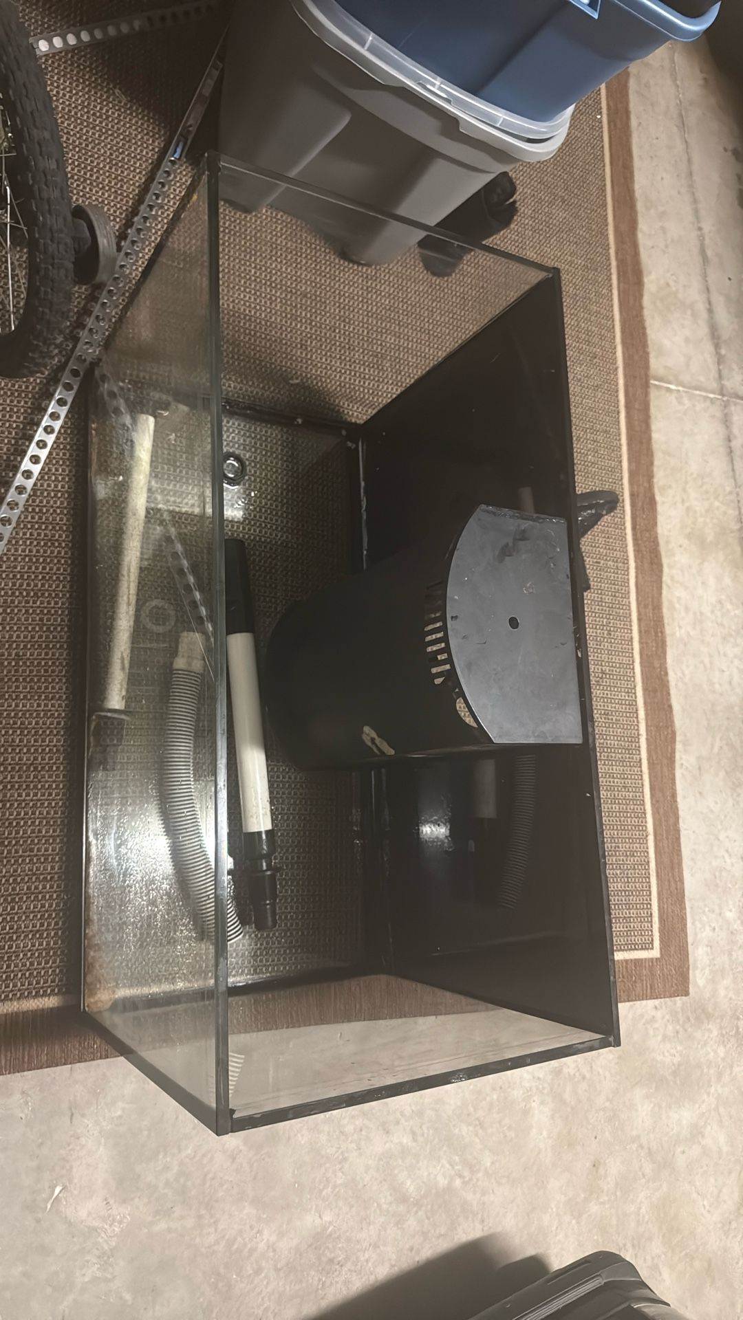 57 Gallon Saltwater Tank With Overflow Compartment