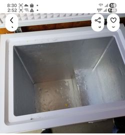 Igloo Freezer