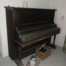 Free Uptight Piano From 1889