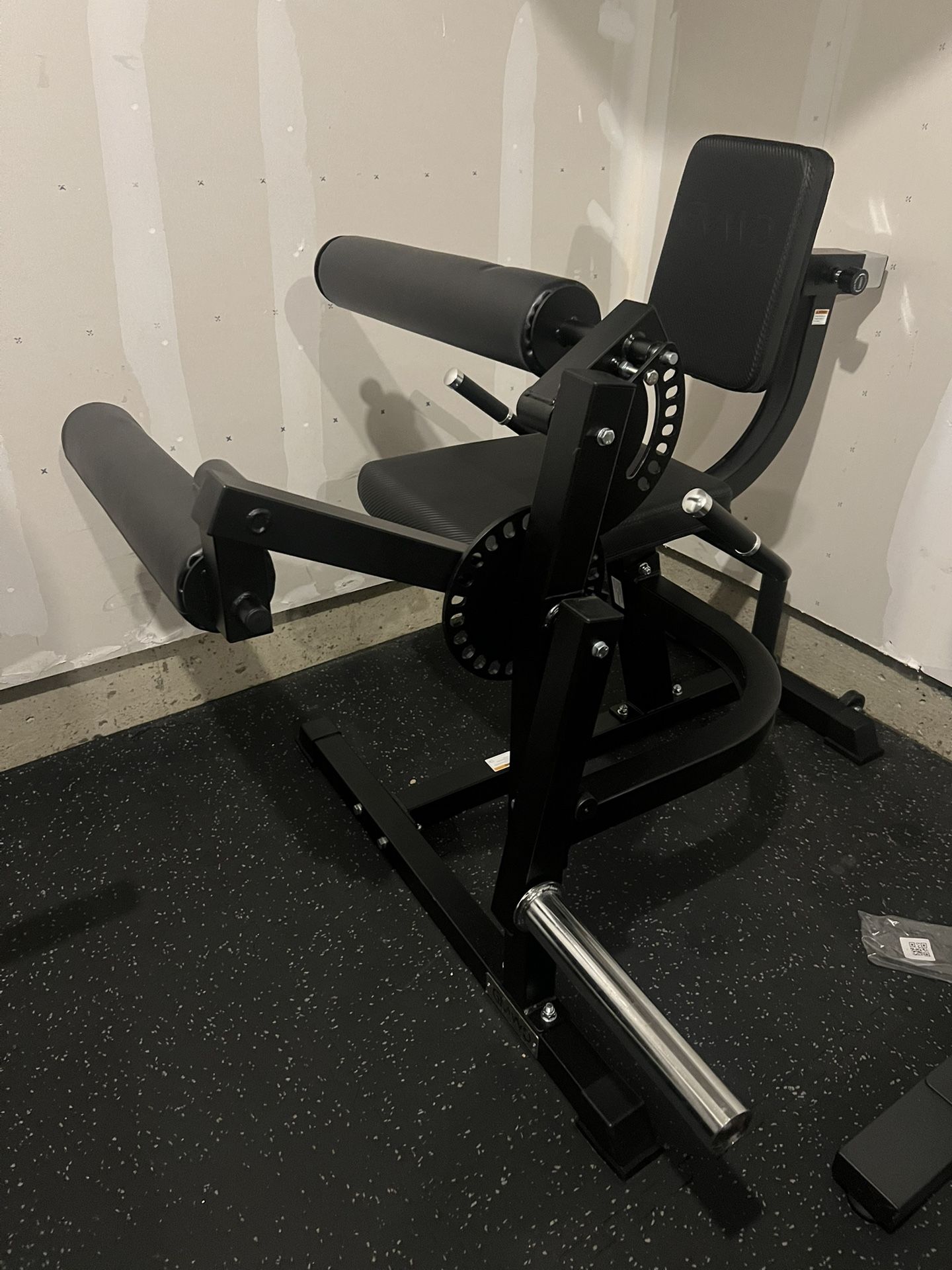 GMWD Leg Extension/leg Curl Plate Loaded