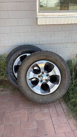 Jeep rim and tires