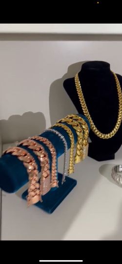 Cuban Links & Cuban Bracelets