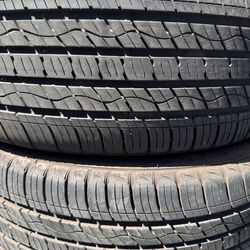 (2) 235/55R19 PAIR OF SEMI NEW TIRES KUMHO 80% LIFE !!