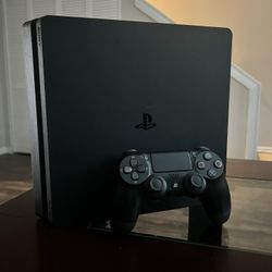 PS4 Slim