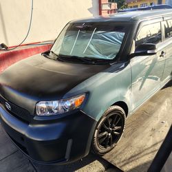 SCION XB 2008