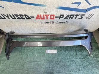 w/1crack 2018 - 2019 FORD EXPEDITION FRONT BUMPER COVER OEM AY82497