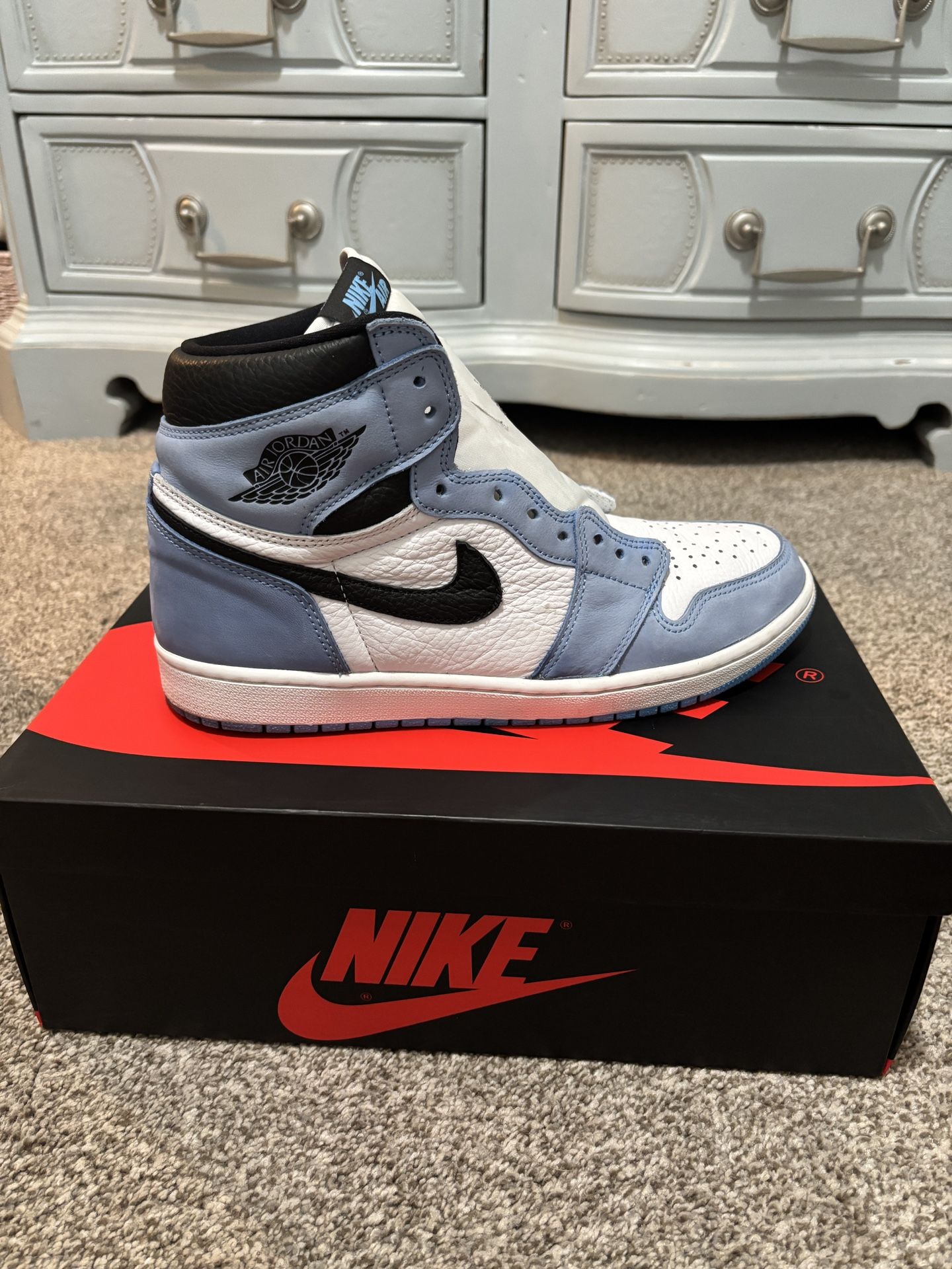 Jordan 1 University Blue