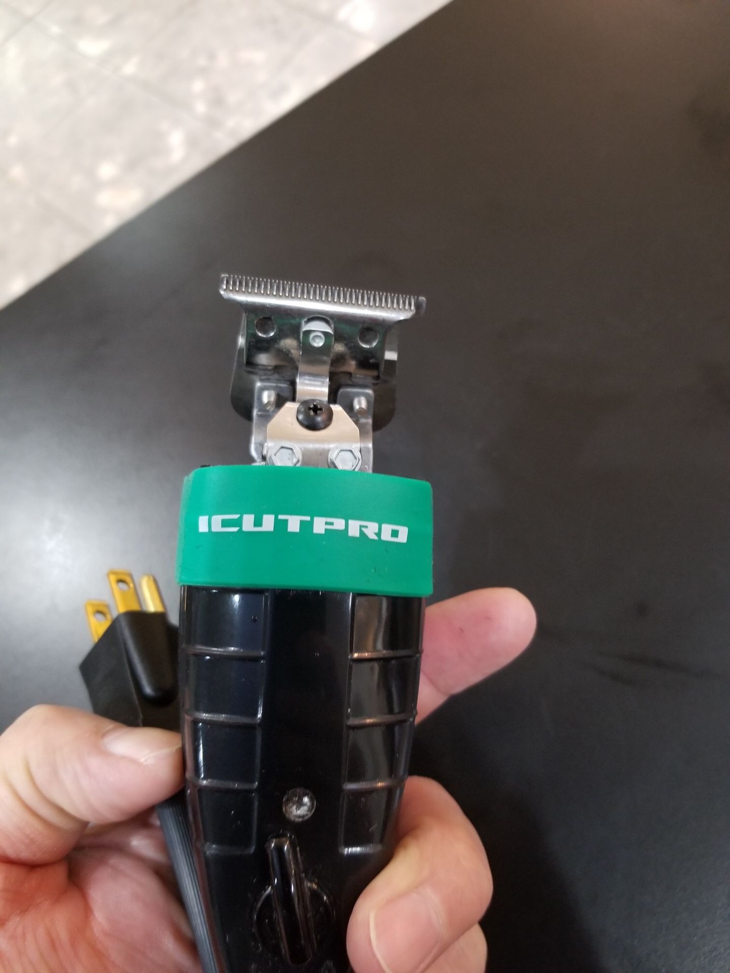 ICUTPRO Black Skeleton Clipper!
