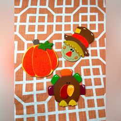 3 NEW! Thanksgiving Theme Colorful Painted Wood Craft 3 Cutouts Felt Accents DIY Projects Pumpkin Scarecrow Turkey