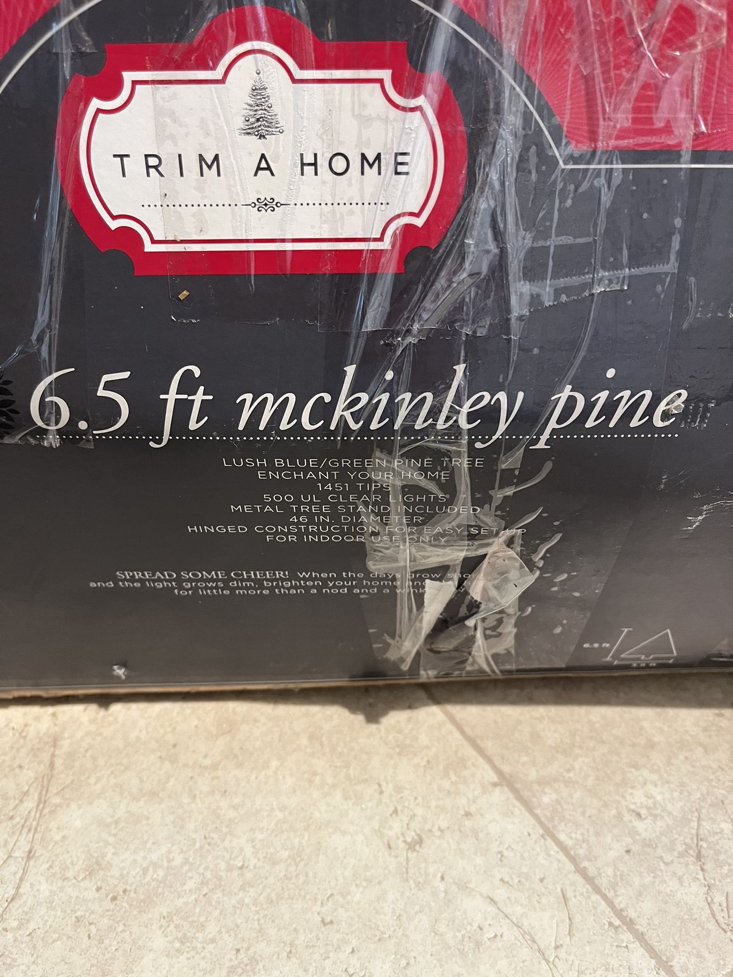 61/2 Ft McKinley Pine Artificial Christmas Tree