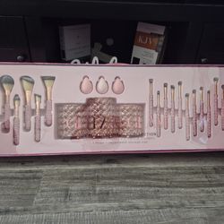 Pink Bling Makeup Brush Set