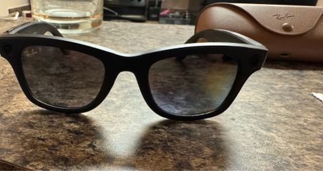 Ray-Ban Meta Wayfarer Smart Glasses Gen 2