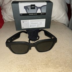 Bose Frames Alto audio sunglasses