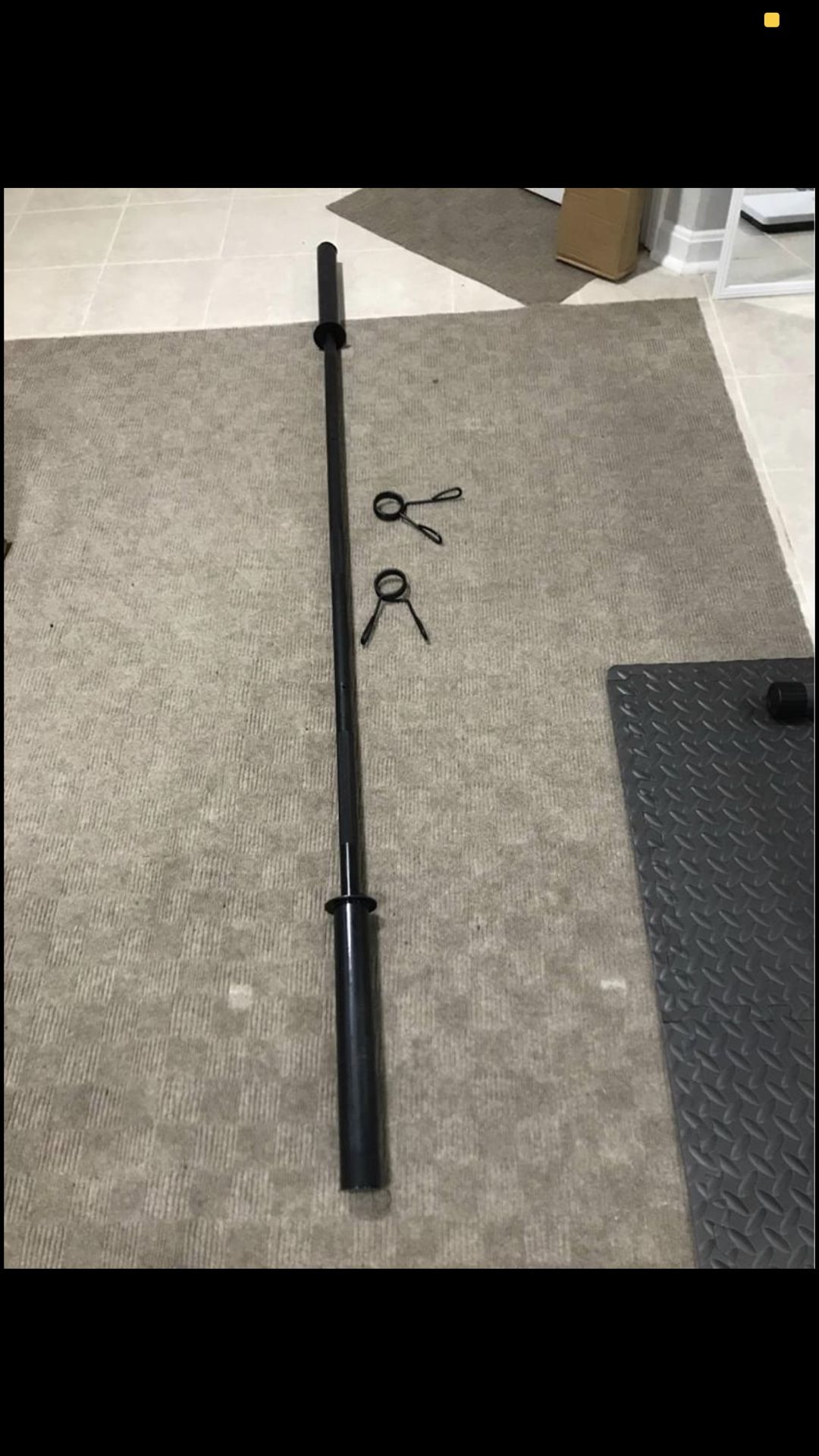 7-Foot Olympic Barbell for 2” Black Olympic-Sized Weight Plates with 2 clips lock