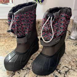 Girls Columbia Snow Boots, Size 3