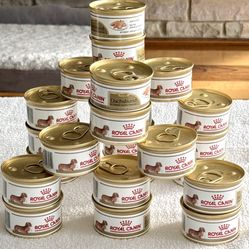 Royal Canin -Dachshund Adult Dog Food- Loaf in Sauce-3 Oz cans- 23 Cans!! New!
