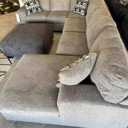 AP🎉 3 Piece U Shape Sectional Couch With Chaise// Delivery - Financing 