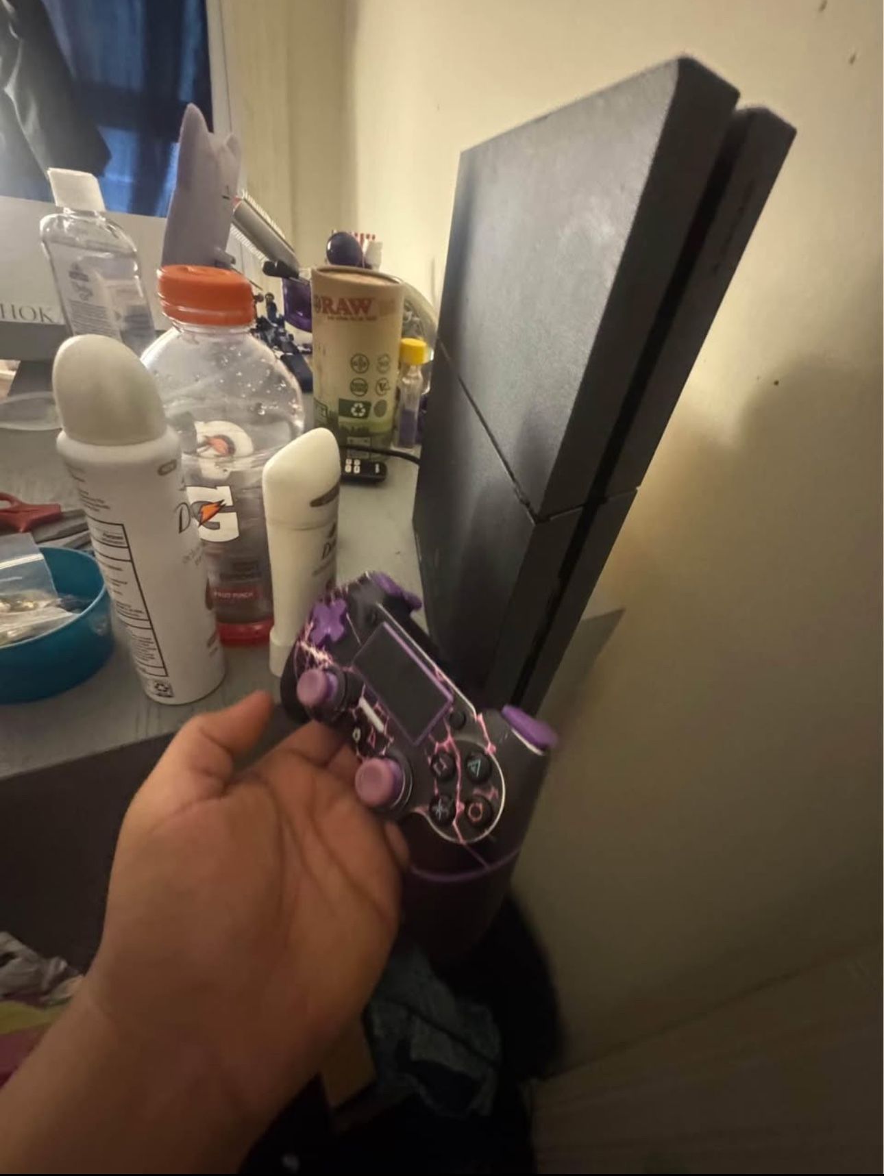 ps4 and controller