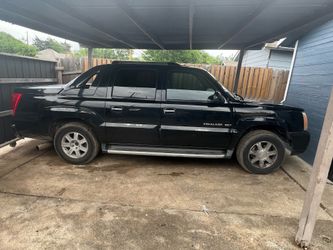 2003 Cadillac Escalade