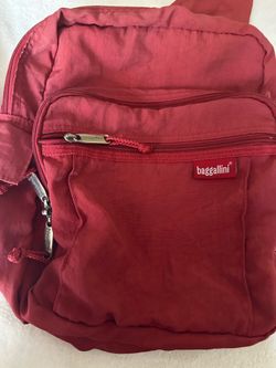 Baggallini Cross Body Purse in Red
