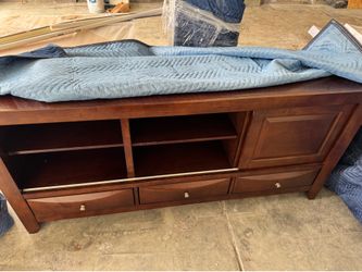Tv stand