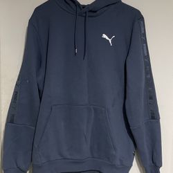 Womens medium PUMA hoodie