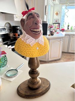 SCHLITZIE - oddity head