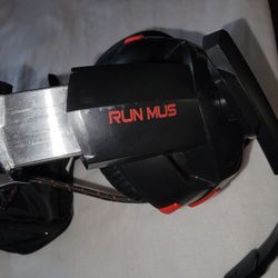 Used Run Mus Headphones