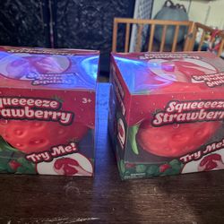Squeeeeeze Strawberry
