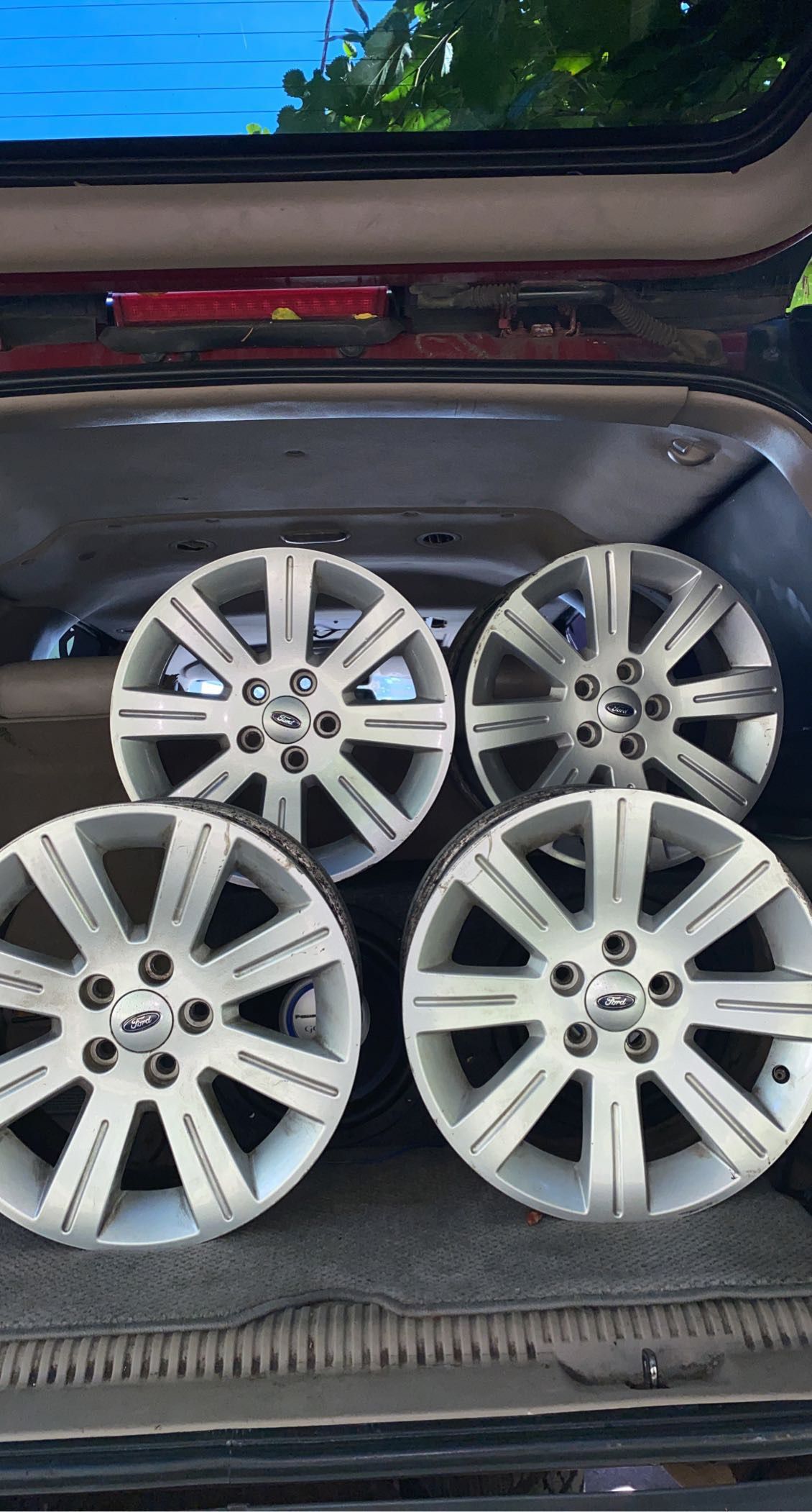 Ford flex Rims 17 inch rims I have all four