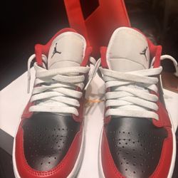 Women’s Jordan 1 Low 