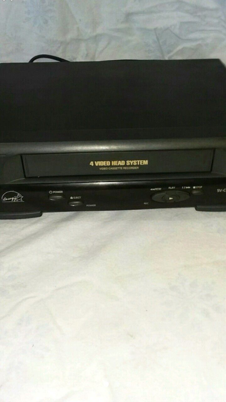 VHS PLAYER/RECORDER, ASKING $30