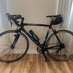 🚴‍♂️ Fuji Road Bike- $250 OBO