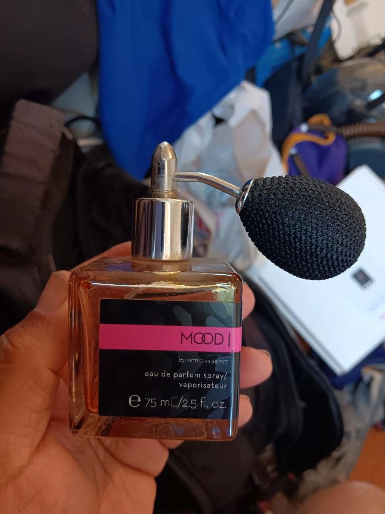 Mood Victoria Secret Spray Bottle With Pump