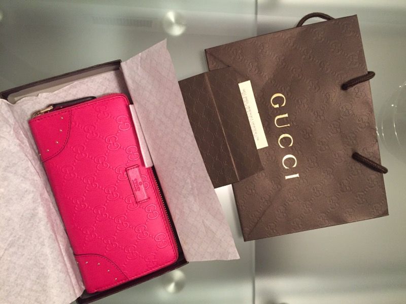 New Gucci Wallet Pink 100% original