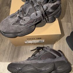 Yeezy 500 Black Sz 9.5