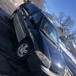 2003 Ford Windstar