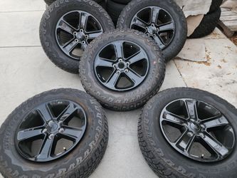 18" JEEP WRANGLER GLADIATOR WHEELS RIMS TIRES