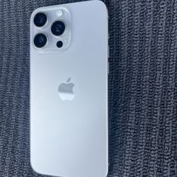 IPHONE 15 PRO MAX (256 GB)