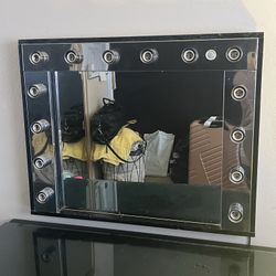 Vanity mirror 
