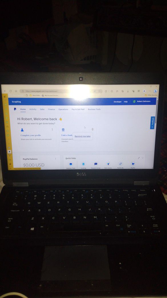 Dill latitude laptop, clean good condition Windows 11.
Asking a100 has docking station. 85$ as low as i'm going