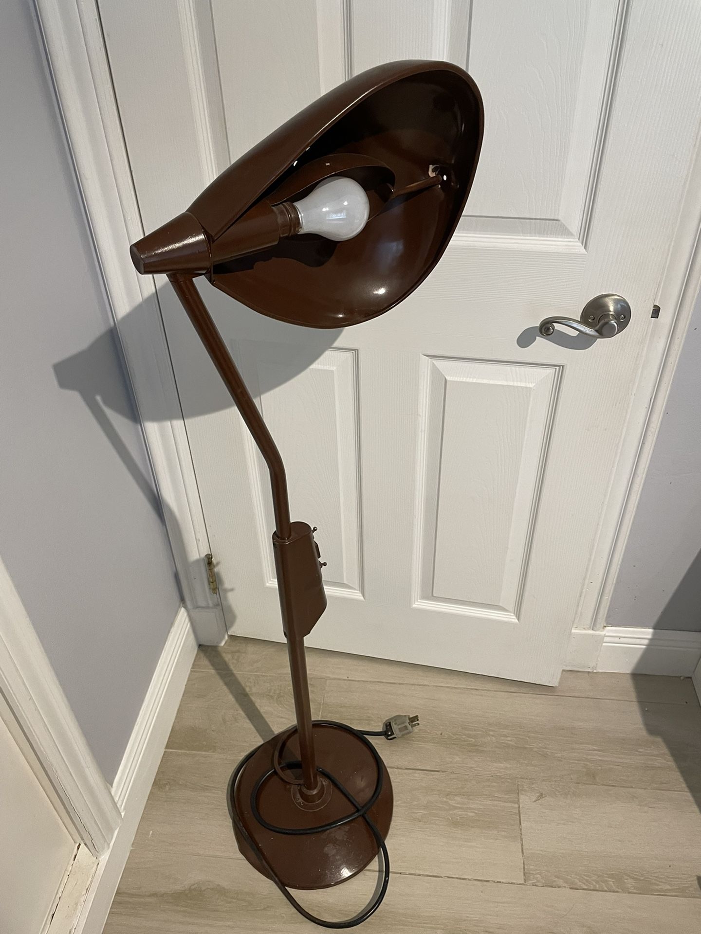 Vintage Style Reading Lamp